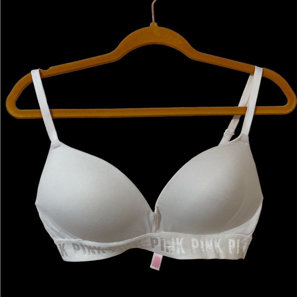 VS PINK Wear Everywhere bra
